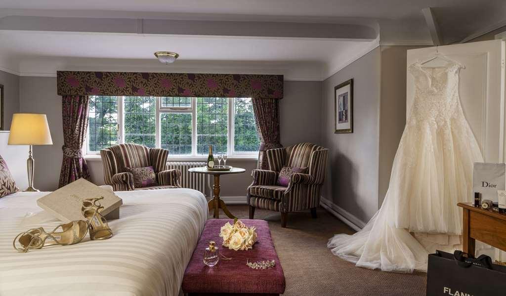 Macdonald Craxton Wood Hotel & Spa Ledsham  Стая снимка