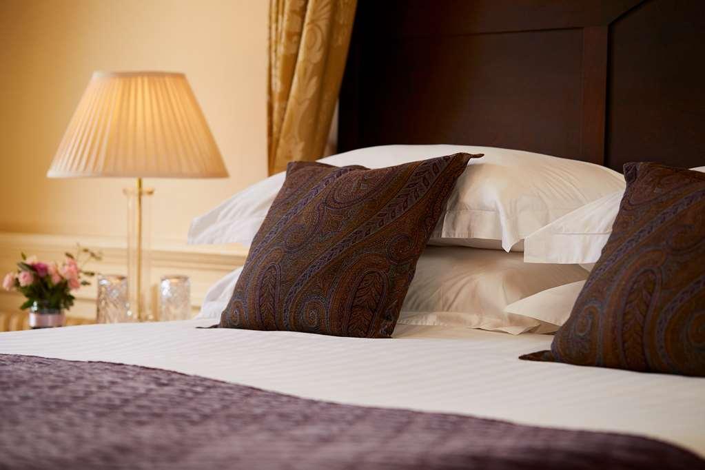 Macdonald Craxton Wood Hotel & Spa Ledsham  Стая снимка