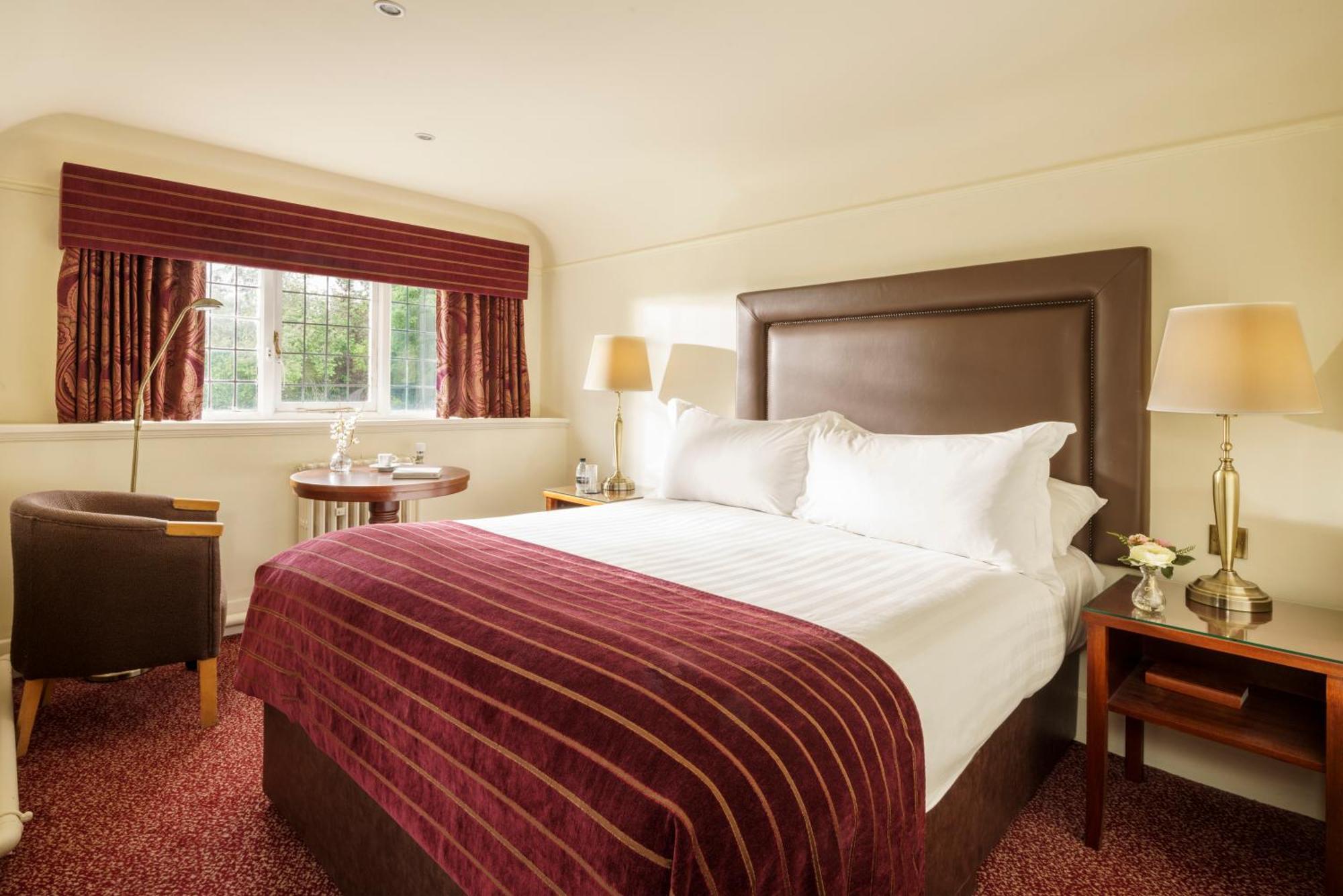 Macdonald Craxton Wood Hotel & Spa Ledsham  Екстериор снимка